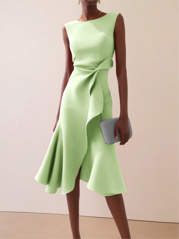 Elegant Women's Evening Dress  - Winter Clothing Drawing 评论和价格