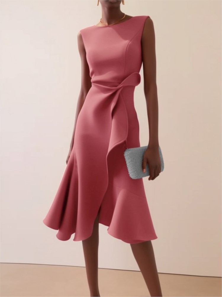 Elegant Women's Evening Dress  - Winter Clothing Drawing 评论和价格